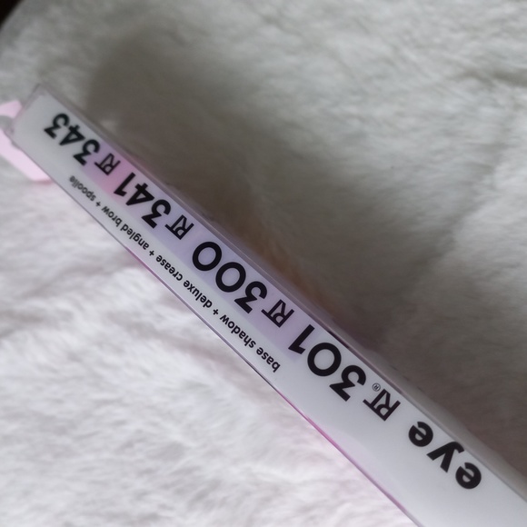 2PK Real Techniques Eye Brush Sets - Picture 3 of 3